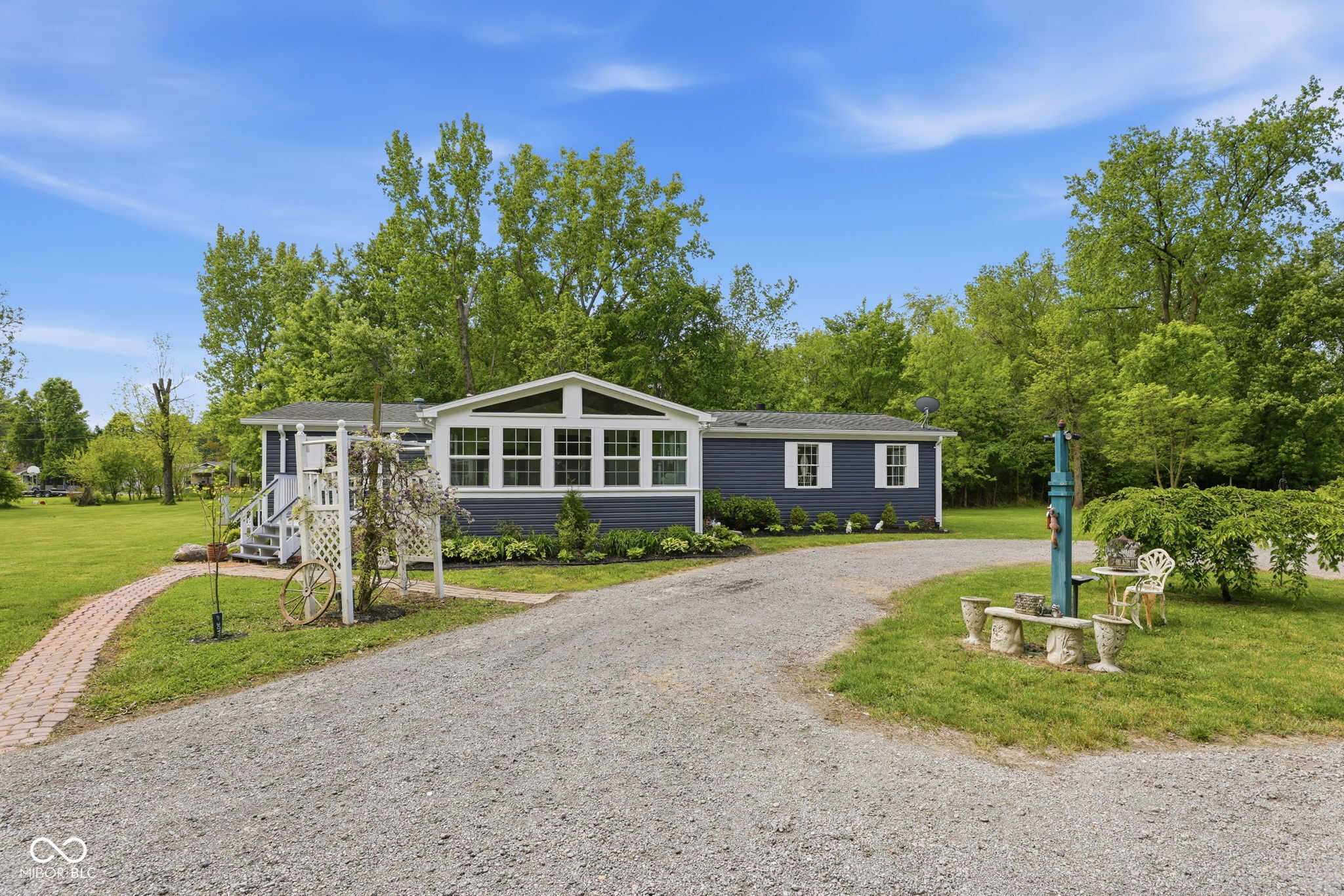 520 West 4th Street Sheridan, IN 46069 - Photo 4 of 52