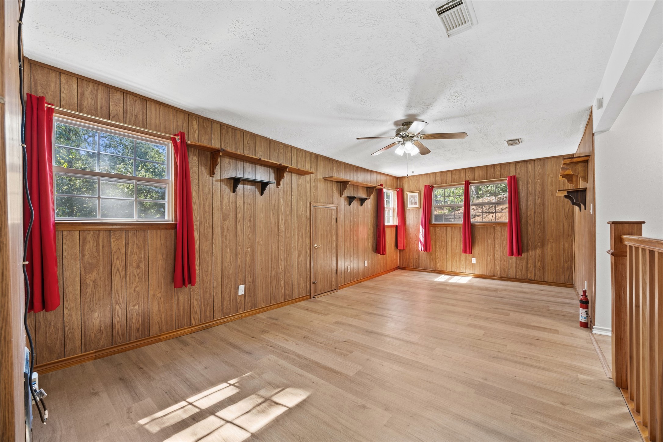 12 Dewthread Court Spring, TX 77380 - Photo 14 of 22 a view of an empty room with a window