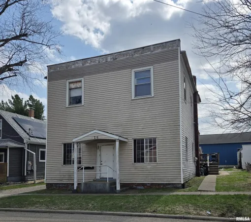 $89,900 | 526 East Walnut Street, Canton, IL 61520