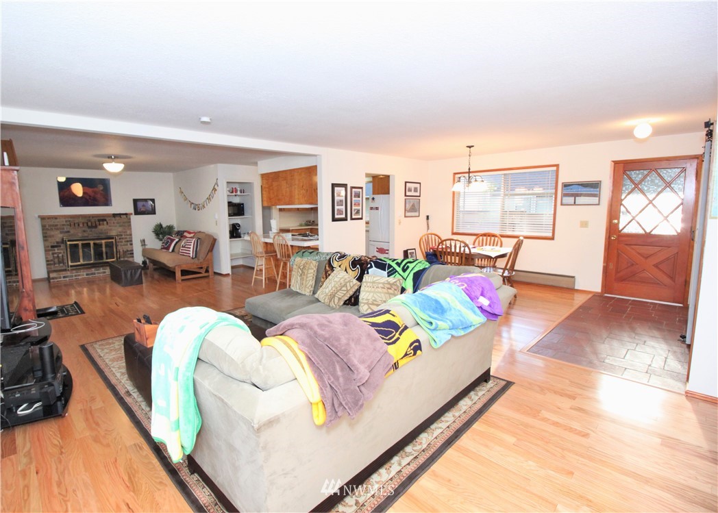 91 East Rhododendron Lane Union, WA 98592 - Photo 8 of 17 Gallery Image 8