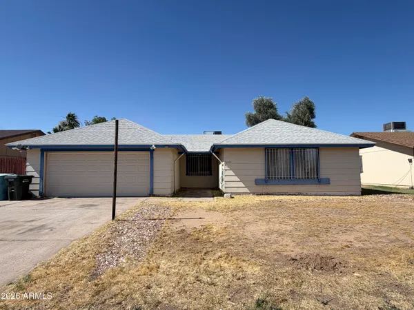 $325,000 | 6420 West College Drive, Phoenix, AZ 85033