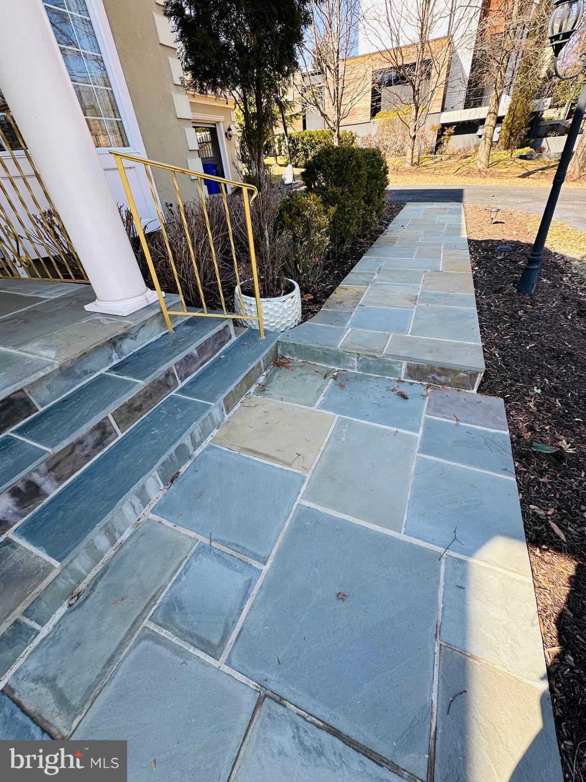 6413 Divine Street McLean, VA 22101 - Photo 4 of 60