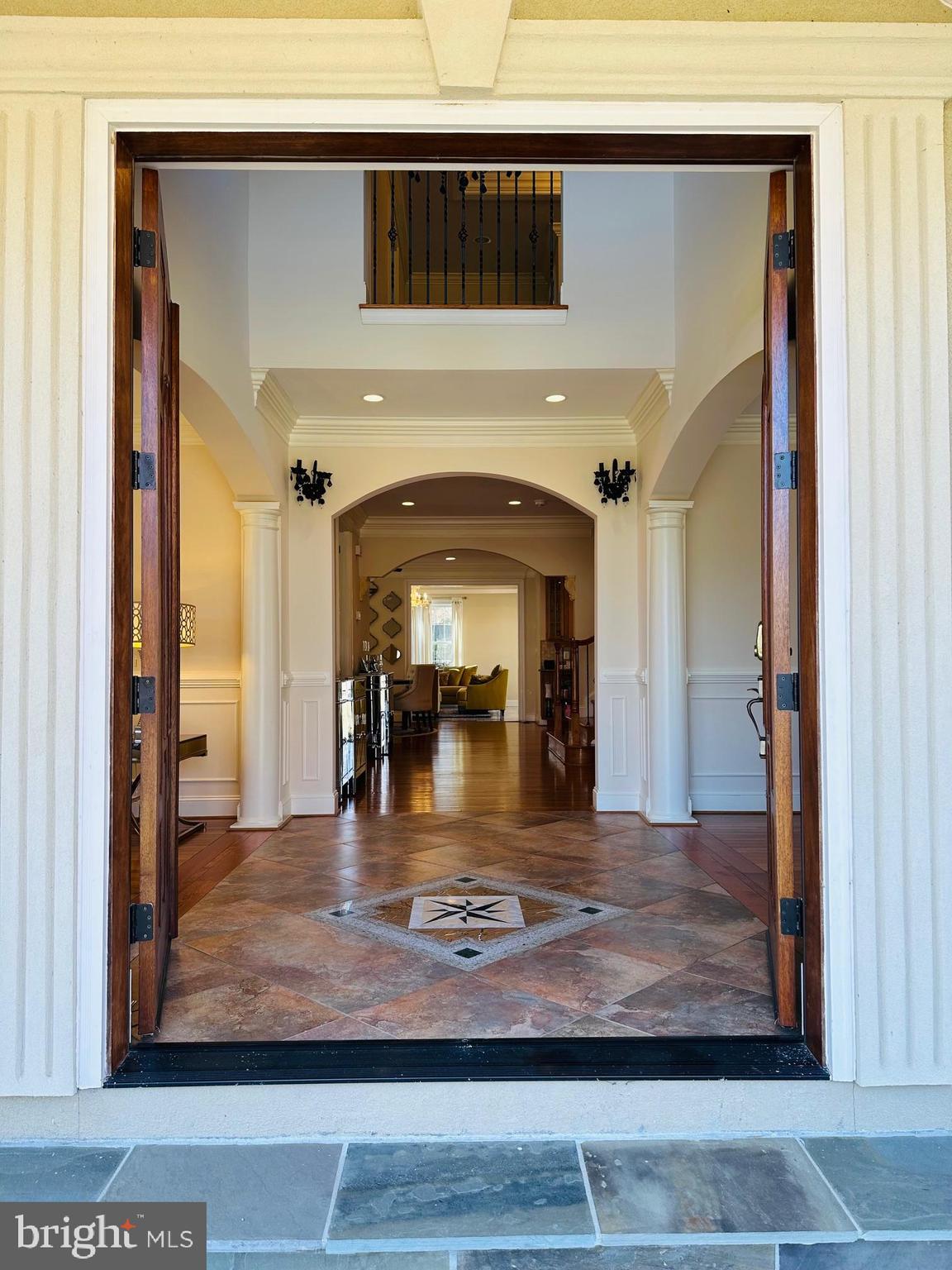 6413 Divine Street McLean, VA 22101 - Photo 5 of 60