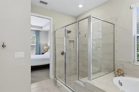 $657,000 | 9268 Tequila Sunrise Drive, Sarasota, FL 34241