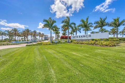 $657,000 | 9268 Tequila Sunrise Drive, Sarasota, FL 34241