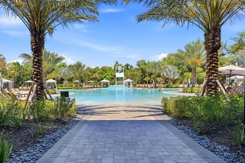 $657,000 | 9268 Tequila Sunrise Drive, Sarasota, FL 34241