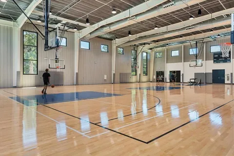 $657,000 | 9268 Tequila Sunrise Drive, Sarasota, FL 34241