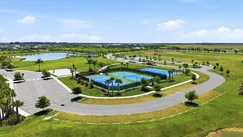 $657,000 | 9268 Tequila Sunrise Drive, Sarasota, FL 34241