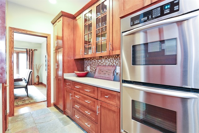 9032 Wolf Road Willow Springs, IL 60527 - Photo 8 of 25