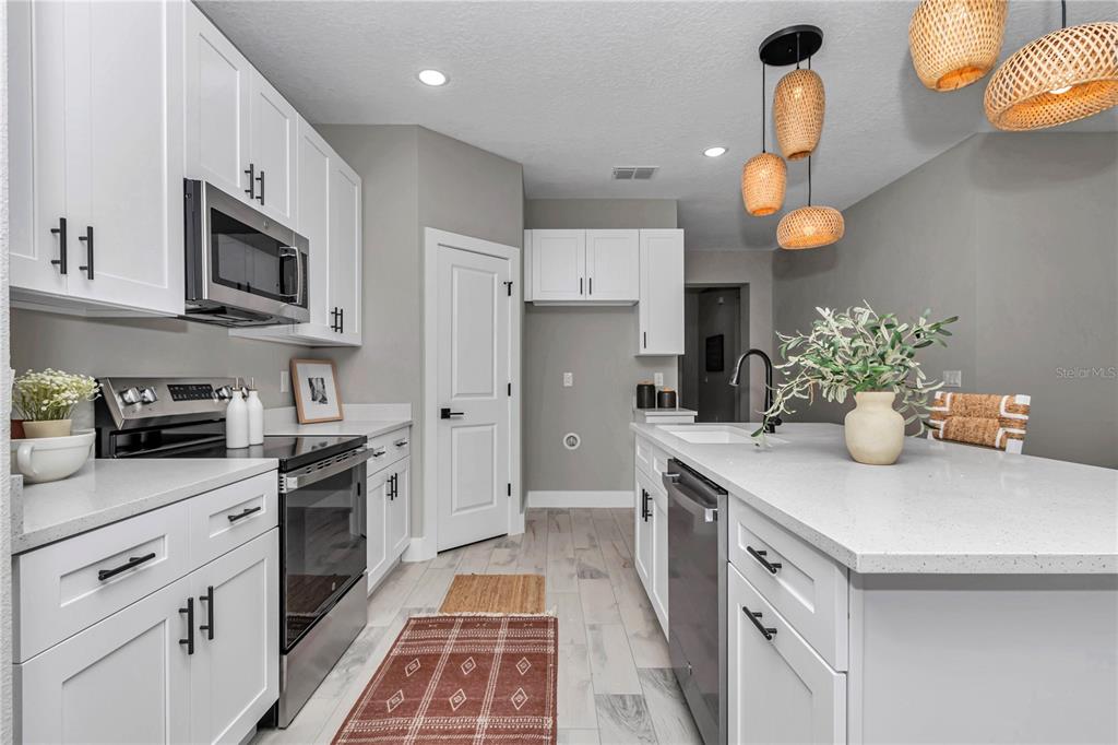 12380 Southwest 71st Lane Road Ocala, FL 34481 - Photo 7 of 34