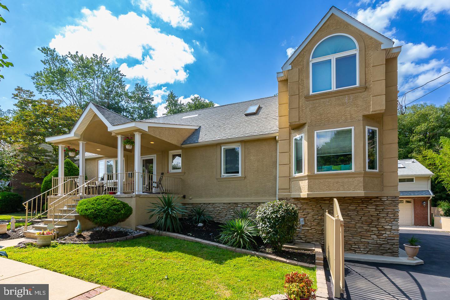 120 South Sproul Road Broomall, PA 19008 - Photo 2 of 80 Gallery Image 2