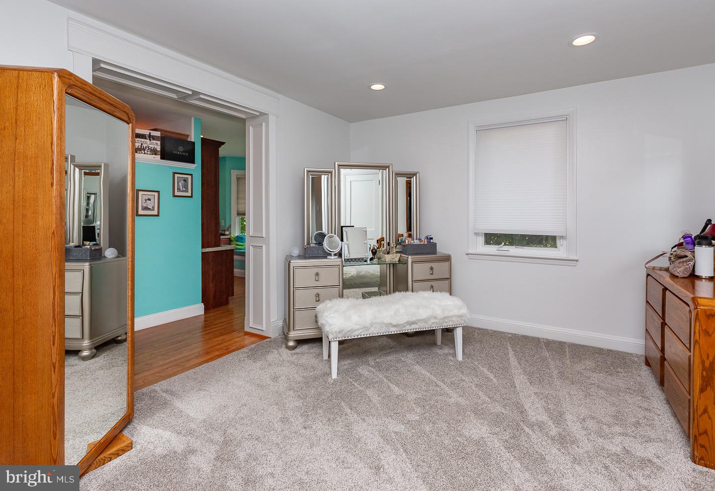 120 South Sproul Road Broomall, PA 19008 - Photo 37 of 80 1st floor master