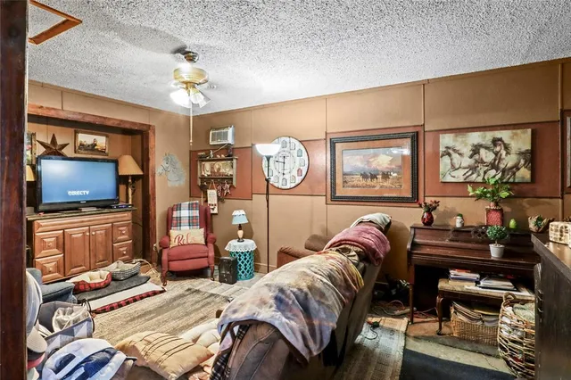 $155,000 | 160 County Road 4130, Canton, TX 75103