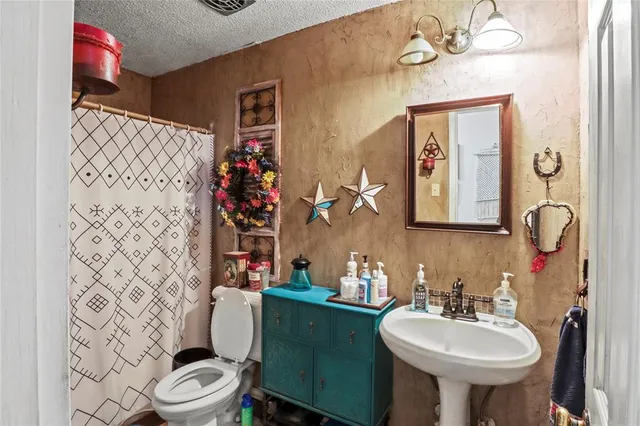 $155,000 | 160 County Road 4130, Canton, TX 75103