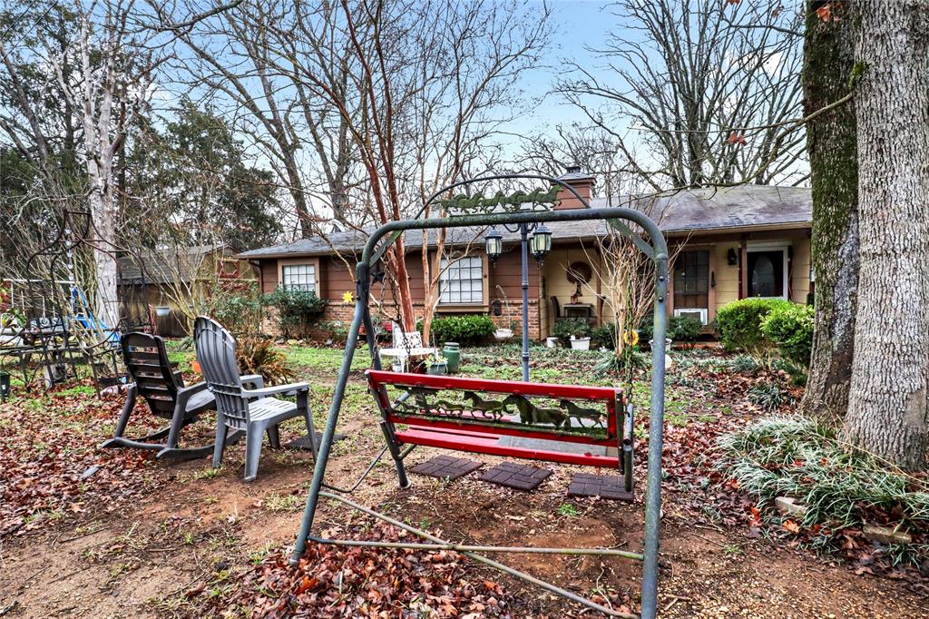 160 County Road 4130 Canton, TX 75103 - Photo 4 of 36