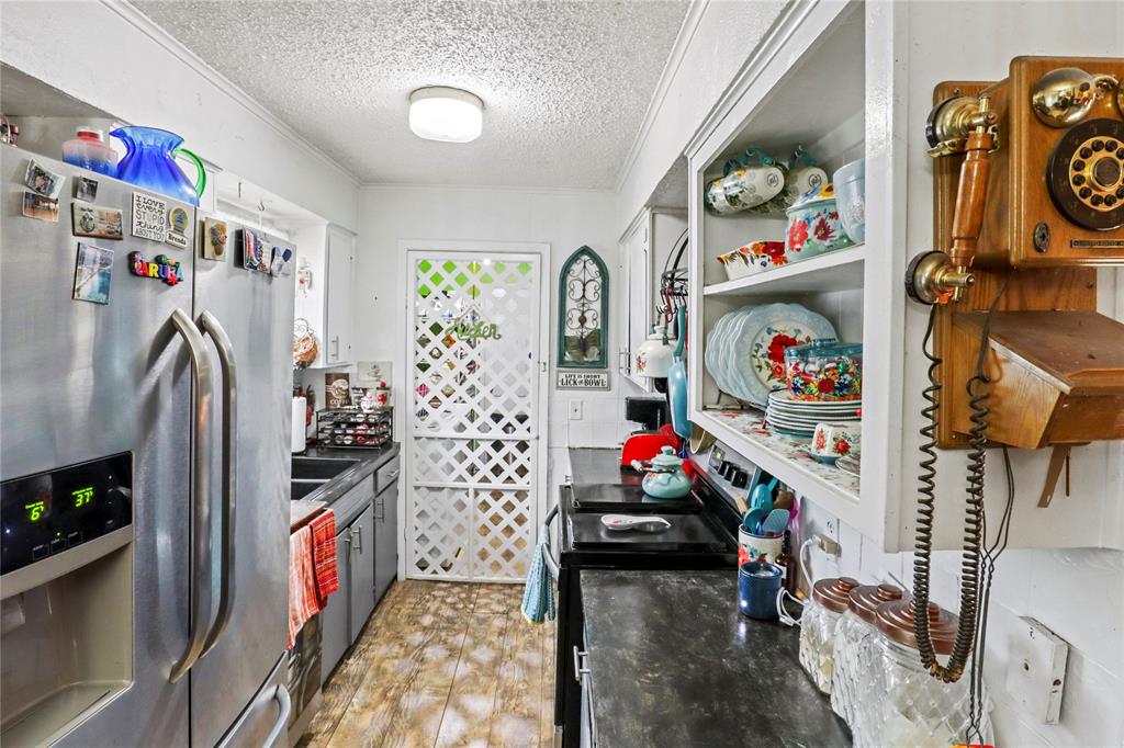 160 County Road 4130 Canton, TX 75103 - Photo 9 of 36