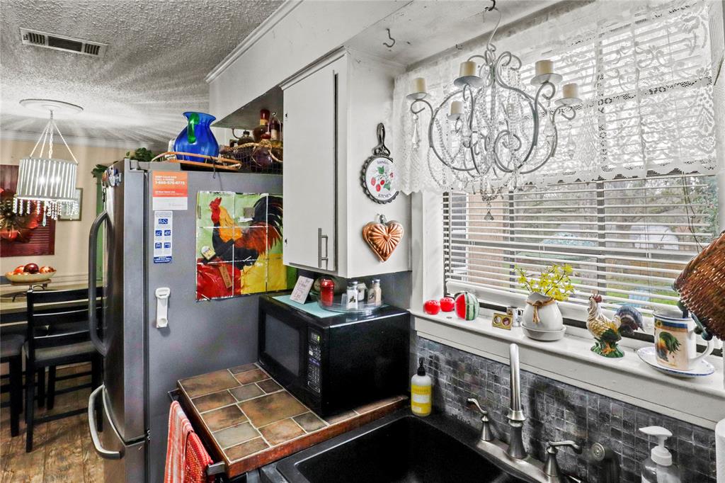 160 County Road 4130 Canton, TX 75103 - Photo 10 of 36