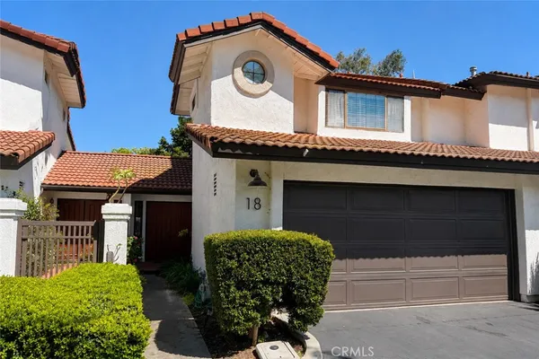 $750,000 | 18 Clover Hill Lane, Unit 115, Laguna Hills, CA 92653