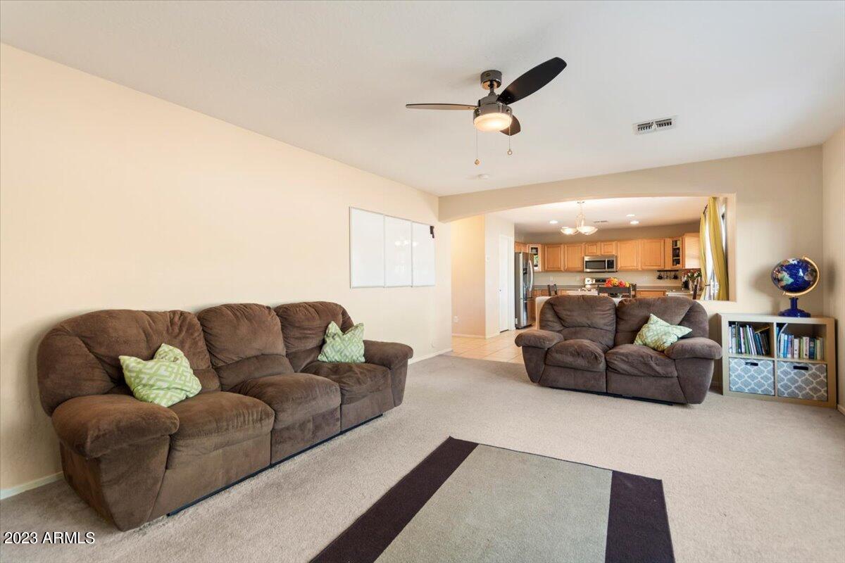 1706 East Harwell Road Phoenix, AZ 85042 - Photo 8 of 27 08-47742501