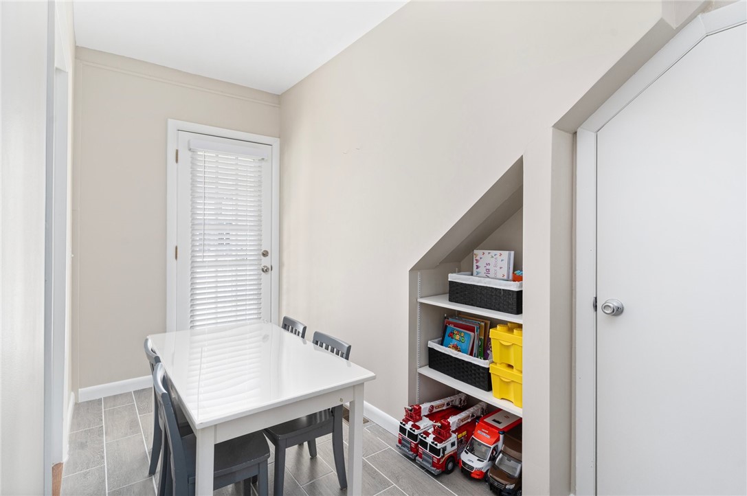 845 Main Street, Unit 1 East Greenwich, RI 02818 - Photo 12 of 20