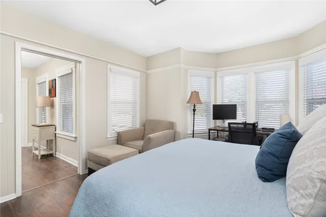 $2,850 | 845 Main Street, Unit 1, East Greenwich, RI 02818