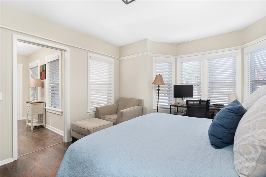 845 Main Street, Unit 1 East Greenwich, RI 02818 - Photo 6 of 20