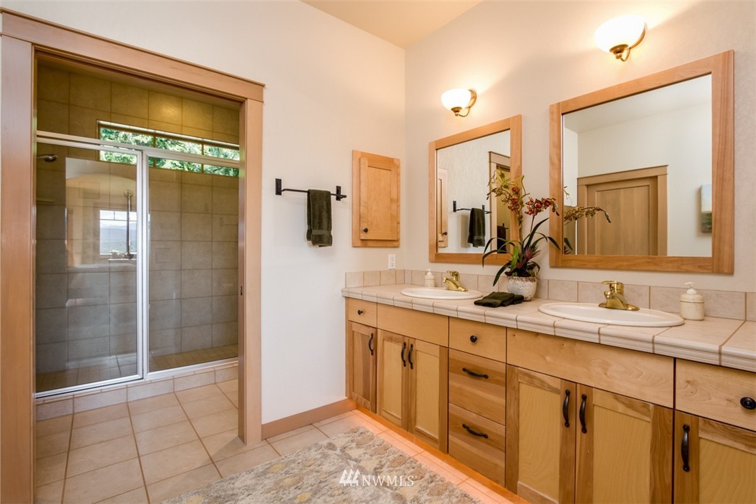 1702 Doe Run Road Sequim, WA 98382 - Photo 11 of 25