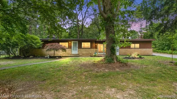 $3,300 | 19800 Marilyn Street, Northville, MI 48167