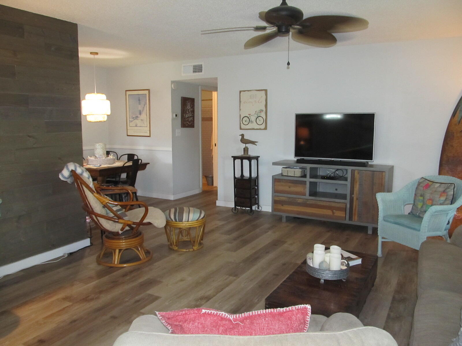 550 High Point Drive, Unit D Delray Beach, FL 33445 - Photo 14 of 34 IMG_1553