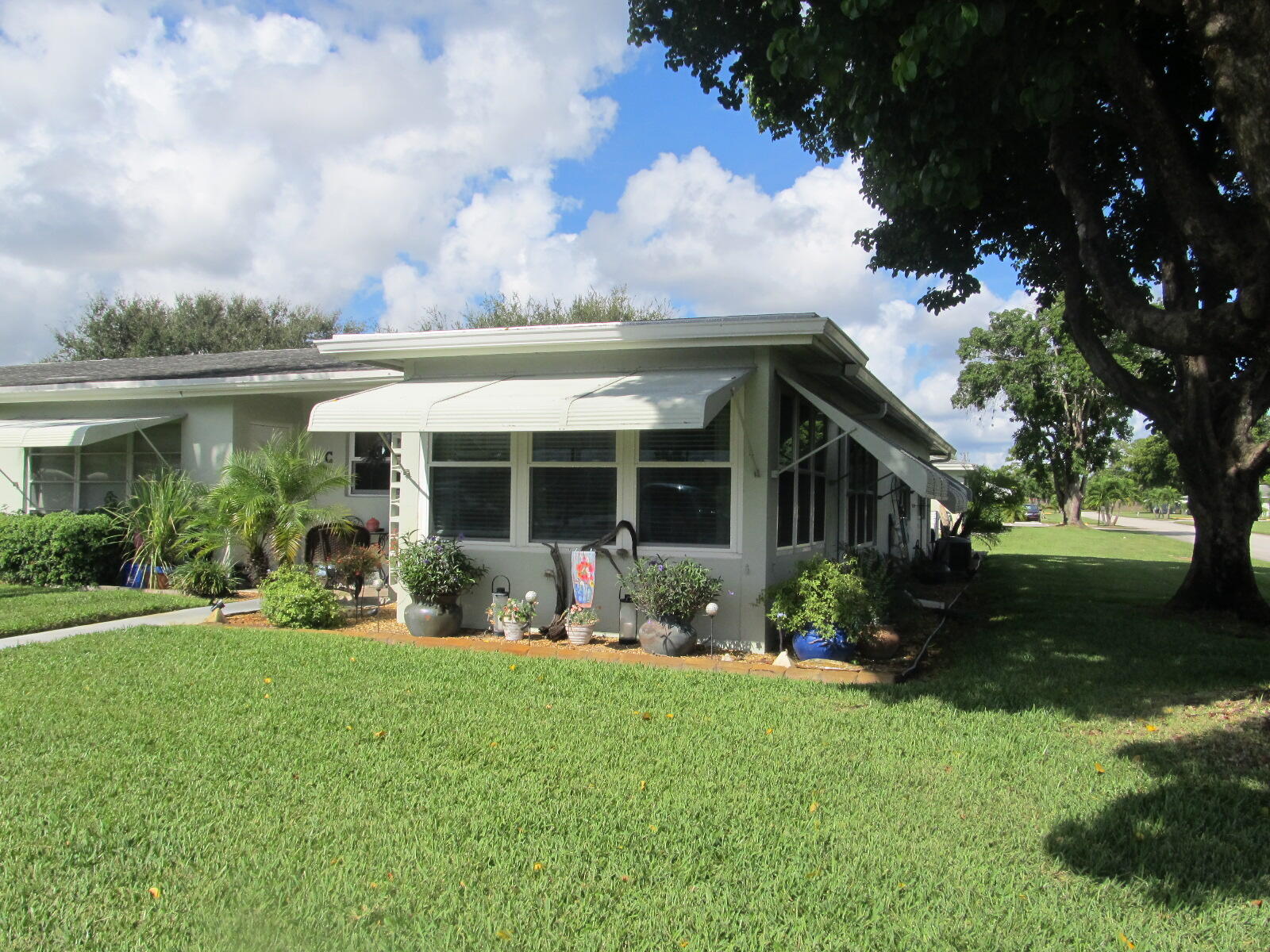 550 High Point Drive, Unit D Delray Beach, FL 33445 - Photo 3 of 34 IMG_1541