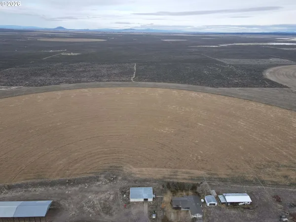 $475,000 | 91497 Christmas Valley Highway, Christmas Valley, OR 97641