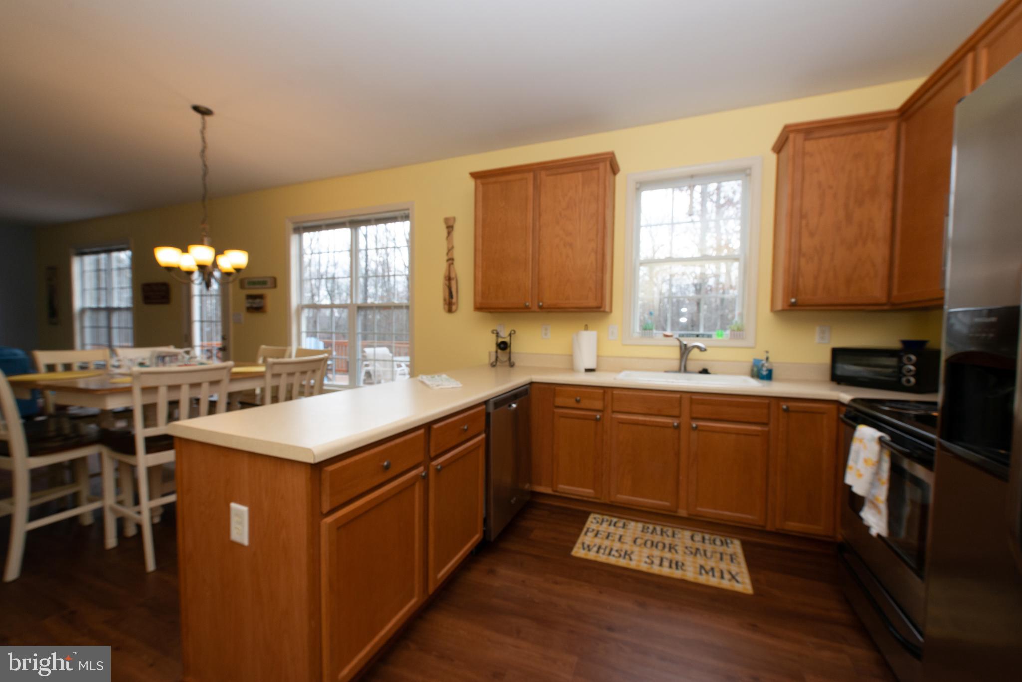 976 Mitchell Point Road Mineral, VA 23117 - Photo 15 of 35 Kitchen open to dining and family room