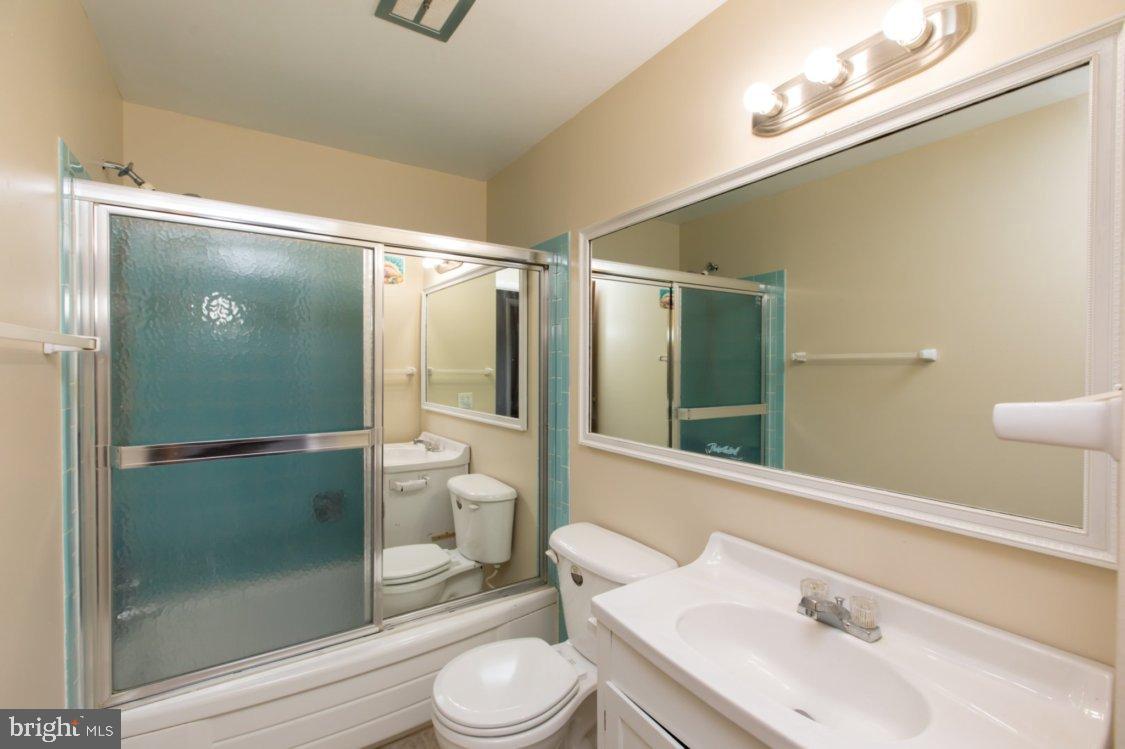 6408 Cipriano Road Lanham, MD 20706 - Photo 12 of 26 Gallery Image 12