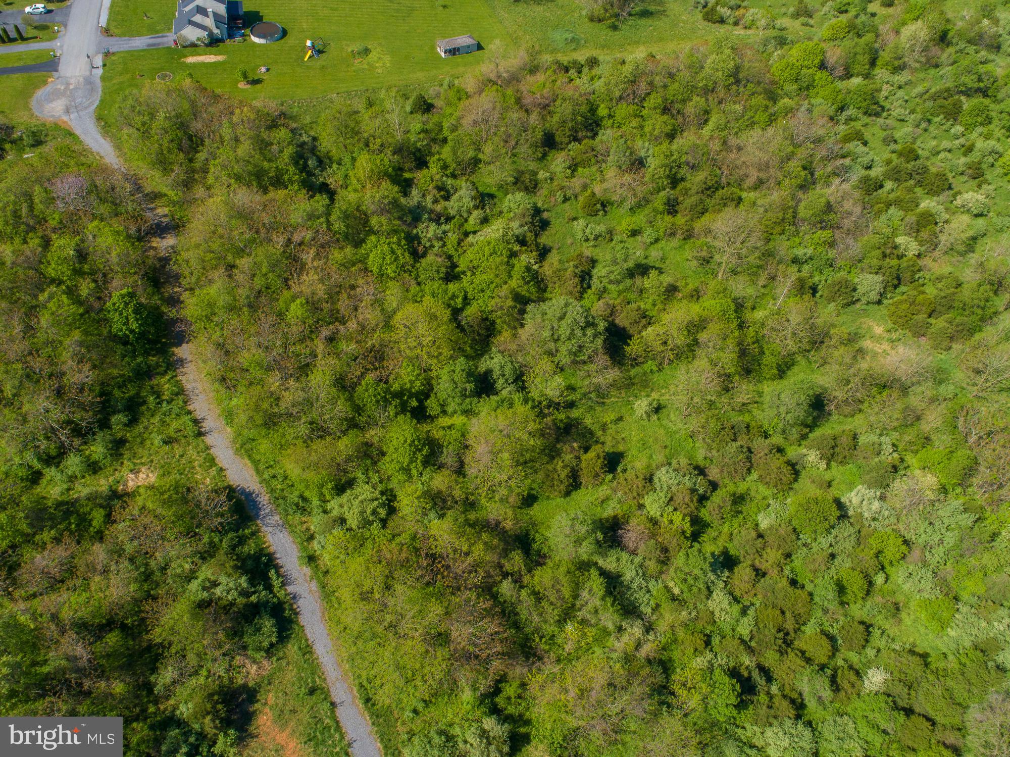 2112 Grade Road Falling Waters, WV 25419 - Photo 15 of 35 Gallery Image 15