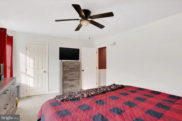 $262,500 | 54 Woodmyre Lane, Enola, PA 17025