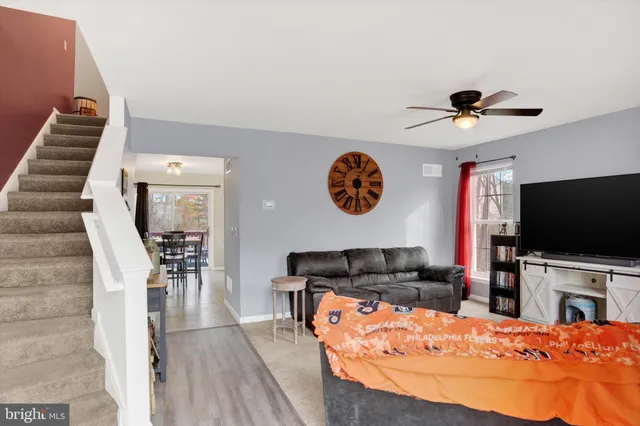 $262,500 | 54 Woodmyre Lane, Enola, PA 17025