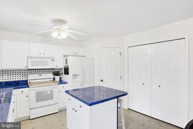 $262,500 | 54 Woodmyre Lane, Enola, PA 17025