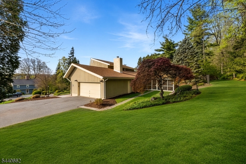 72 Bald Eagle Road Hackettstown, NJ 07840 - Photo 3 of 46