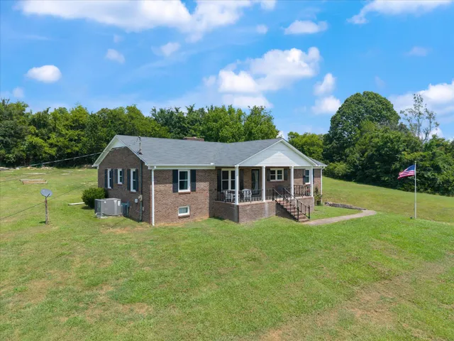 $414,000 | 2044 Jennifer Lane, Lewisburg, TN 37091
