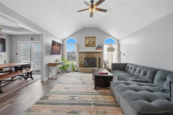 $679,000 | 15420 Northeast 162nd Street, Kearney, MO 64060