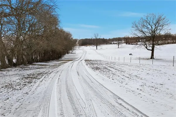 $679,000 | 15420 Northeast 162nd Street, Kearney, MO 64060