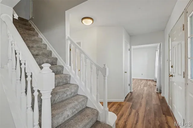 $375,000 | 9 Schrader Farm Court, St. Peters, MO 63376