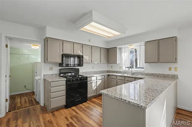 $375,000 | 9 Schrader Farm Court, St. Peters, MO 63376