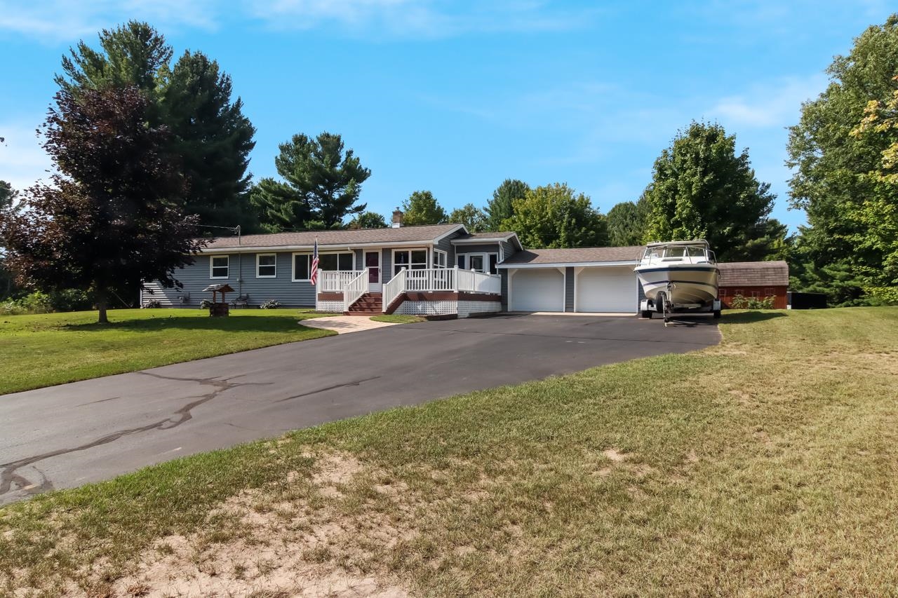 9250 North Long Lake Road Traverse City, MI 49685 - Photo 1 of 25 1921055.JPG