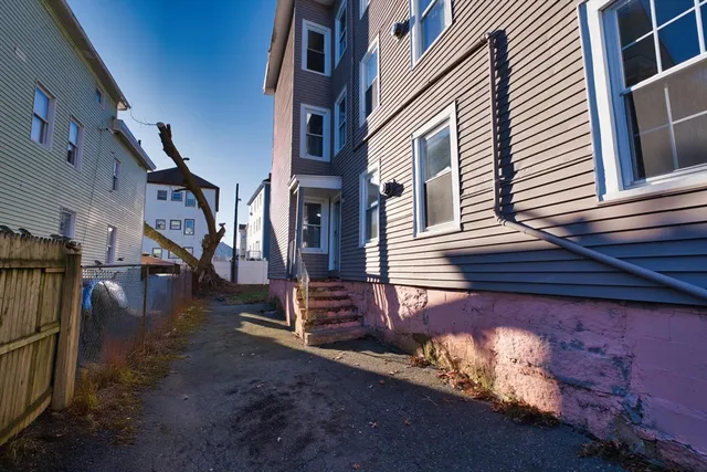 $714,999 | 20 Lafrance Court, New Bedford, MA 02740