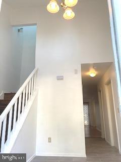 14 Saffron Drive Lumberton, NJ 08048 - Photo 2 of 28 2-story Foyer with skylight