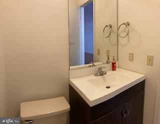 14 Saffron Drive Lumberton, NJ 08048 - Photo 19 of 28 Powder Room