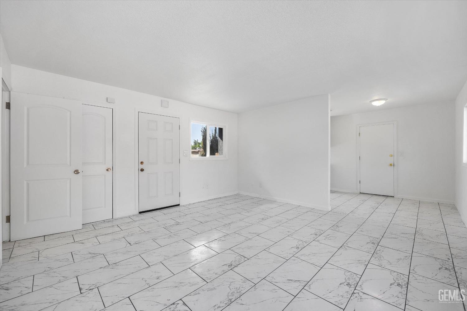 Undisclosed Address Bakersfield, CA 93306 - Photo 7 of 26 a view of an empty room and window