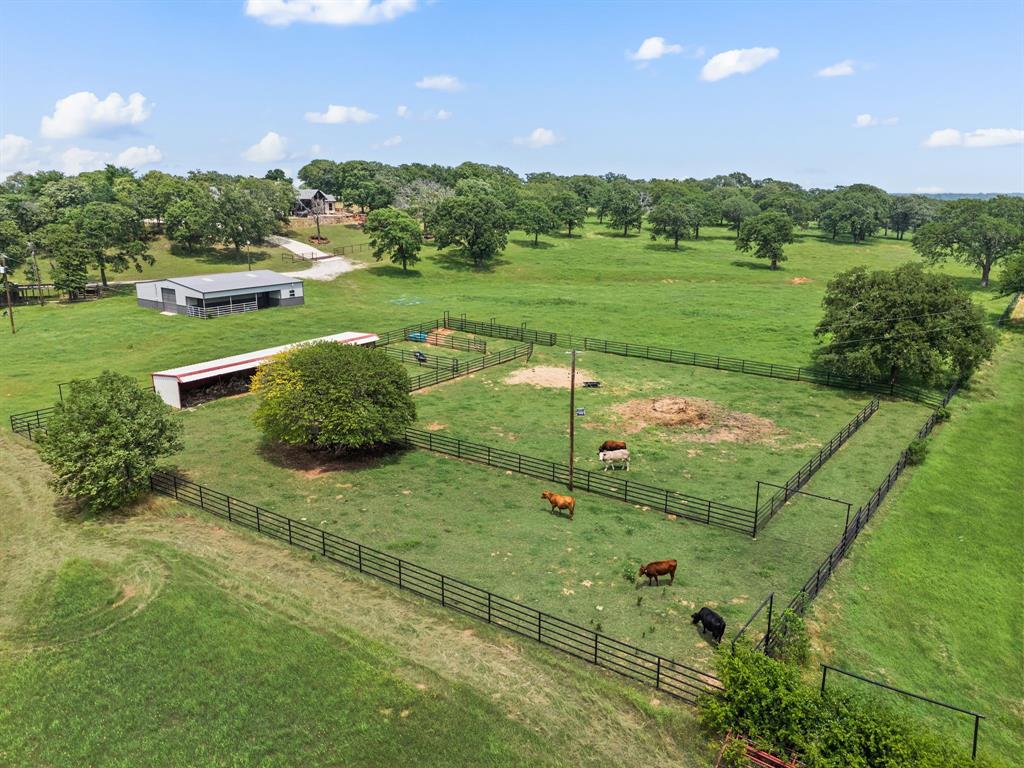 248 Howard Road Valley View, TX 76272 - Photo 39 of 40
