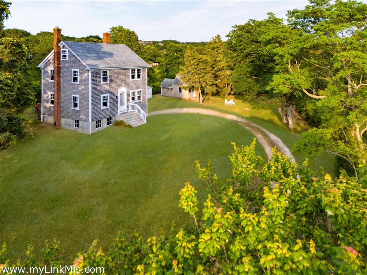 34 Edy's Island Way Chilmark, MA 02535 - Photo 6 of 46